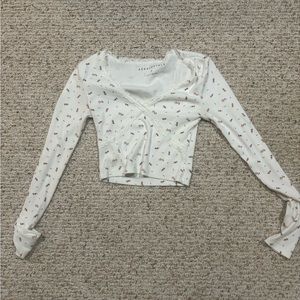 Dainty Aeropostale Top